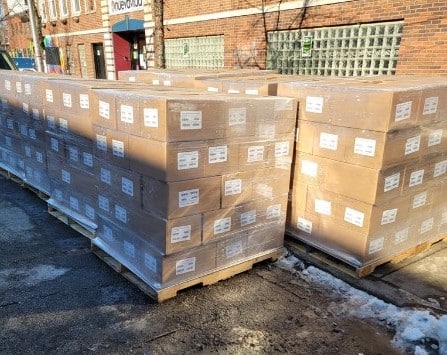 Biblica Provides 30,000 Bibles to Chicago