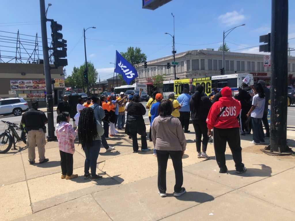 Faith Leaders March for Peace in Chicago’s Roseland Community
