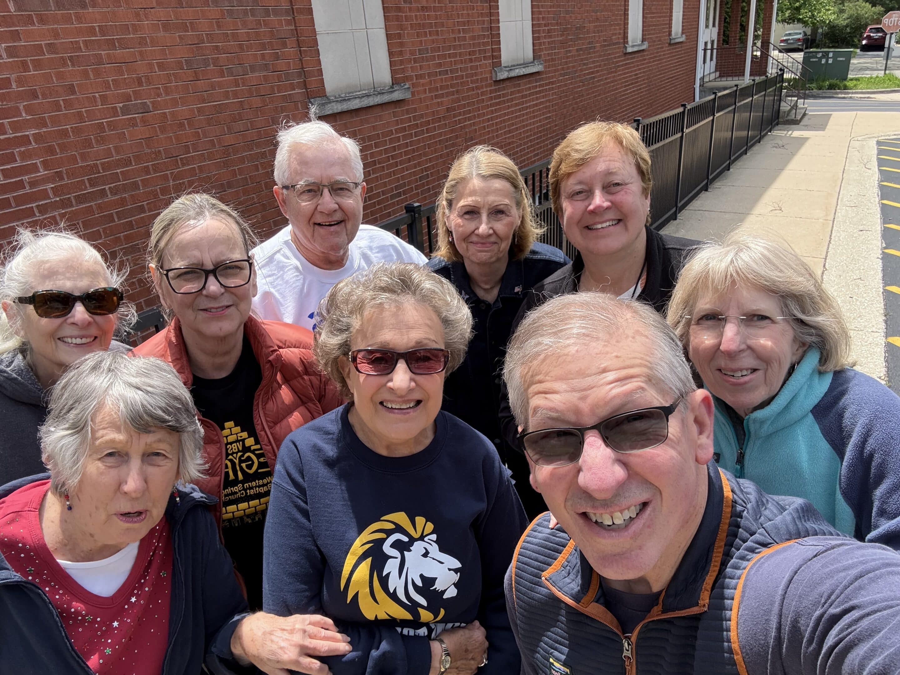 Hands Across Chicago – Outdoor Prayer